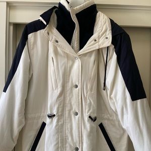 Warm and toasty lined and hooded jacket, perfect for the snow or summer sailing
